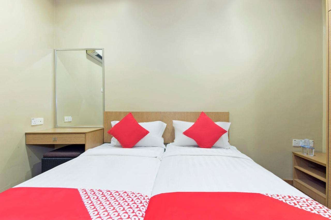 Oyo 422 Hotel Reno Kuala Lumpur Exterior photo